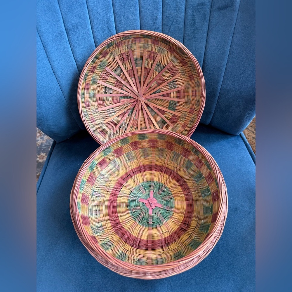 Vintage Sewing Collectible two- piece woven basket 9in at opening of basket - Picture 1 of 7